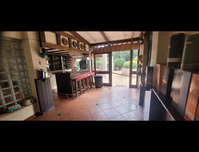 5 BEDROOM HOUSE FOR SALE IN BRACKENDOWNS
